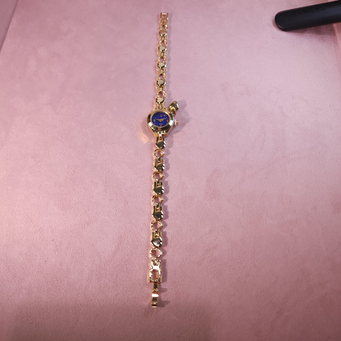 Watch|Golden Hearts Interlocking Bracelet Watch for Women | Multi-Color Options