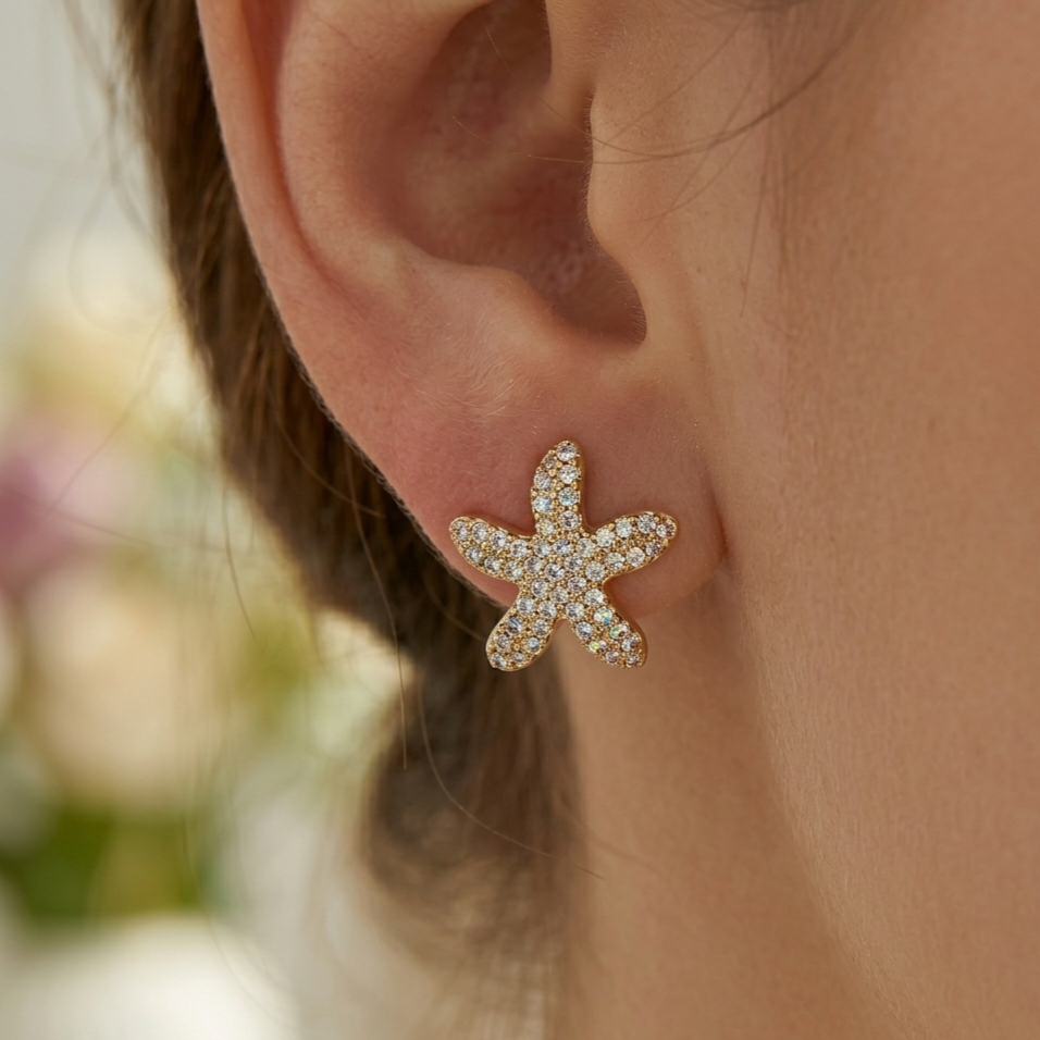 Earrings｜Sparkling Starfish Stud Earrings