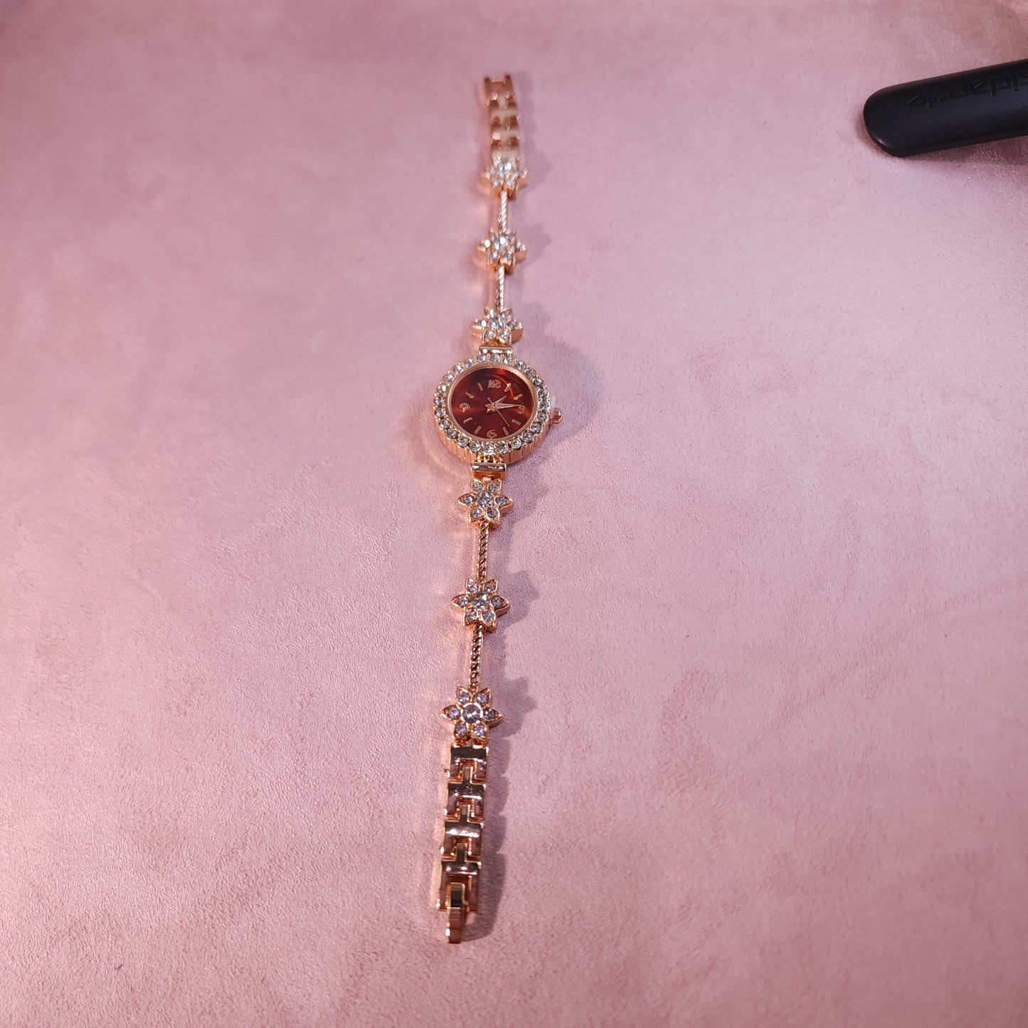 Watch|Elegant Rose Gold Snowflake Bracelet Watch for Women | Multi-Color Options